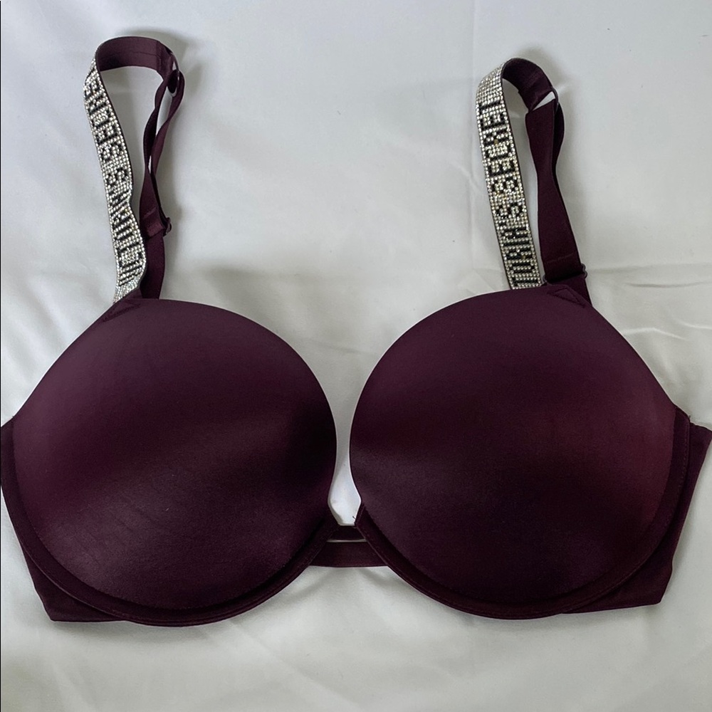Vitoria Secret’s Elegant Purple padded bra, EUC.